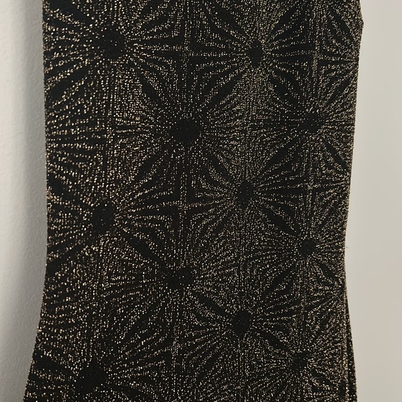 Design Lab Black and Gold Bodycon Dress in Size Medium - Picture 6 of 10